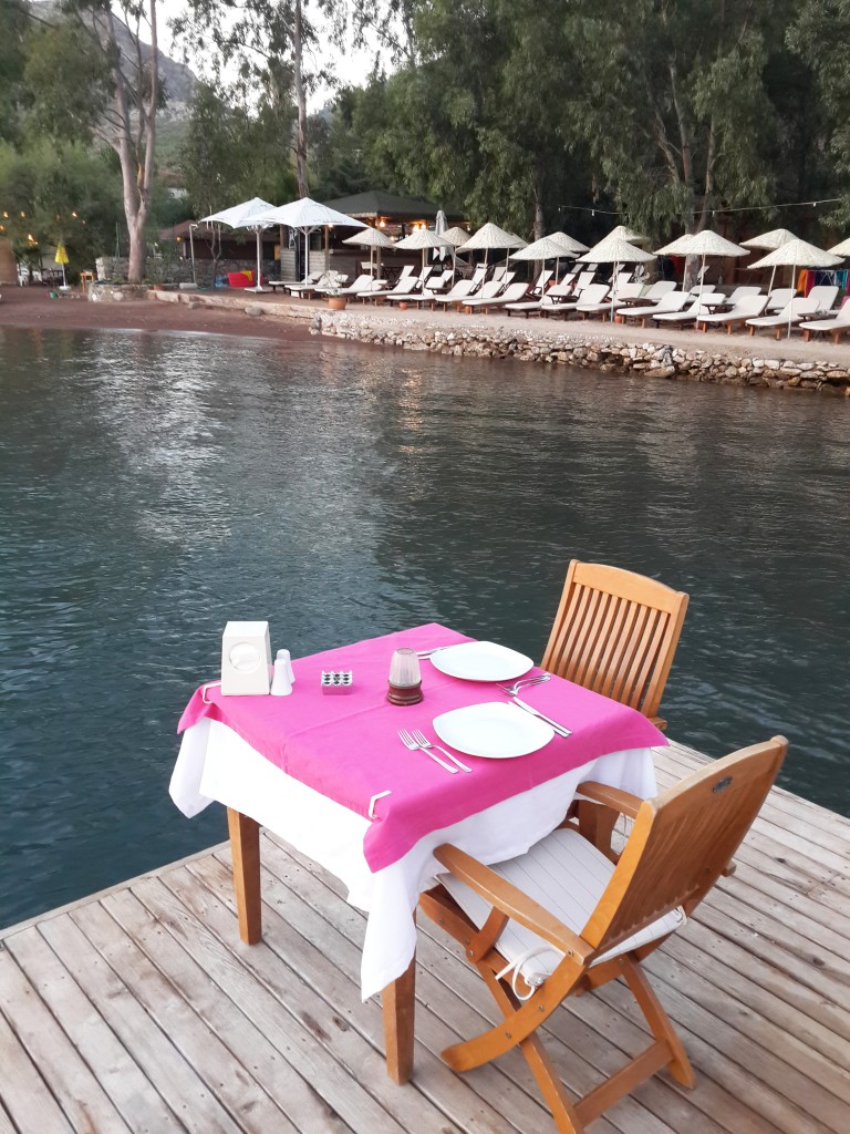 Restoranın En Güzel ve En Romantik Masası