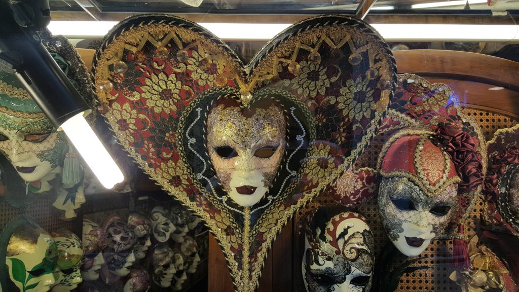 Venedik Maskeleri